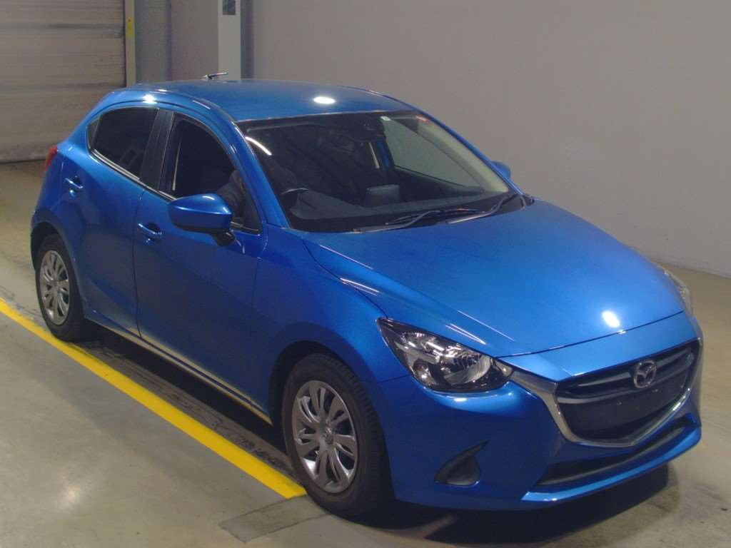 2015 Mazda Demio DJ3FS[2]