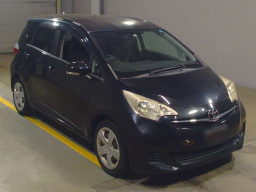 2011 Toyota Ractis