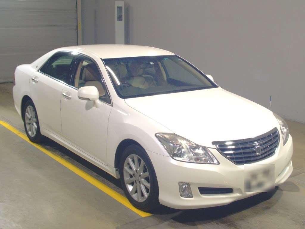 2008 Toyota Crown GRS200[2]