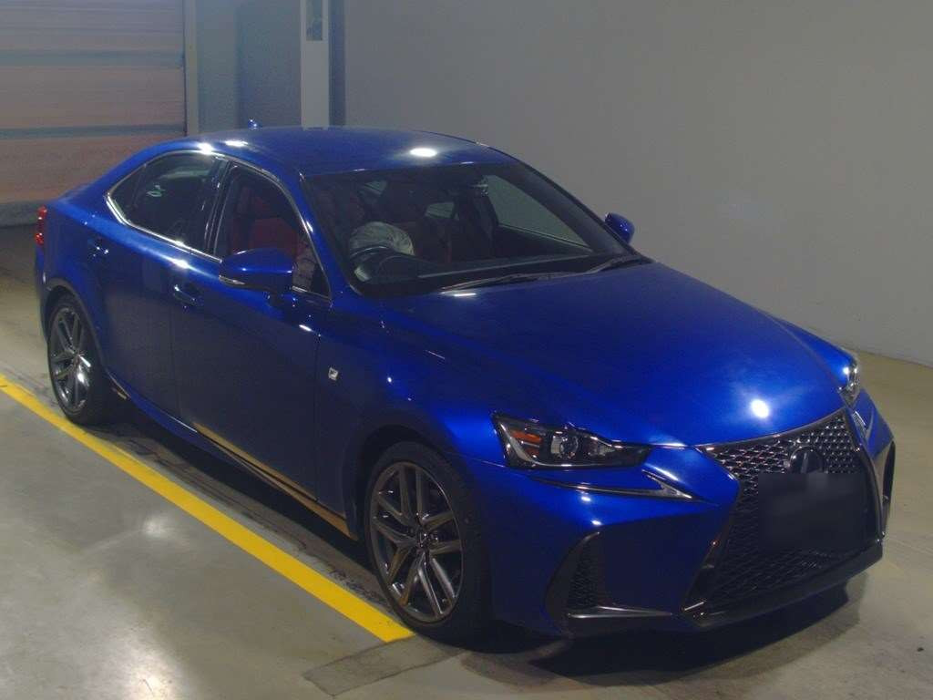 2017 Lexus IS AVE30[2]