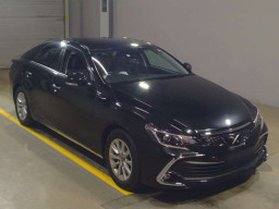 2017 Toyota Mark X