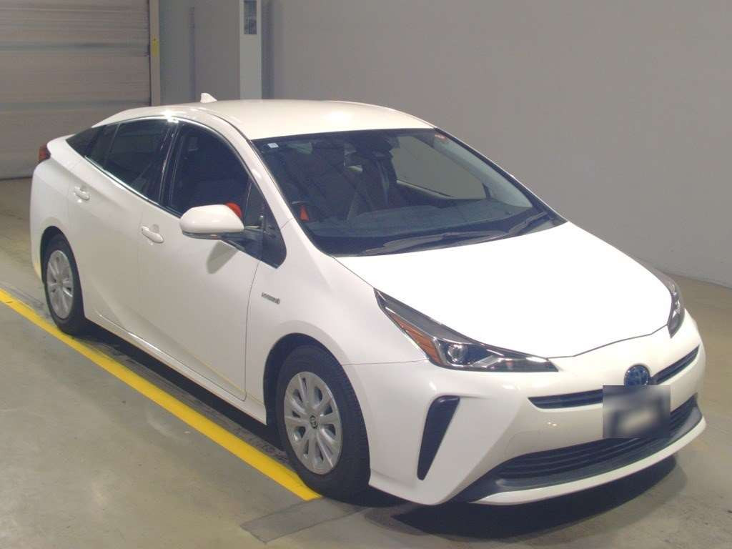 2019 Toyota Prius ZVW51[2]