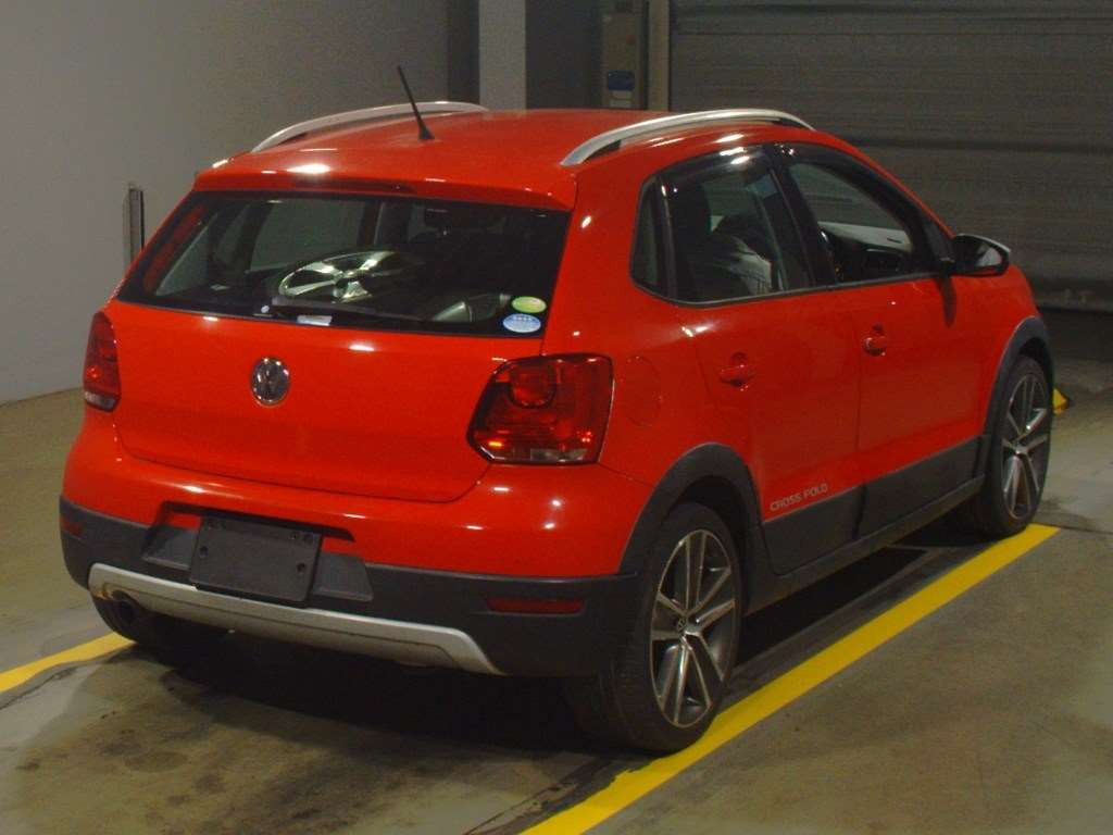 2010 Volkswagen Polo 6RCBZW[1]