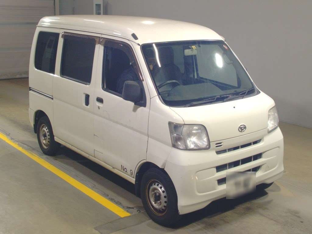 2017 Daihatsu Hijet Cargo S321V[2]