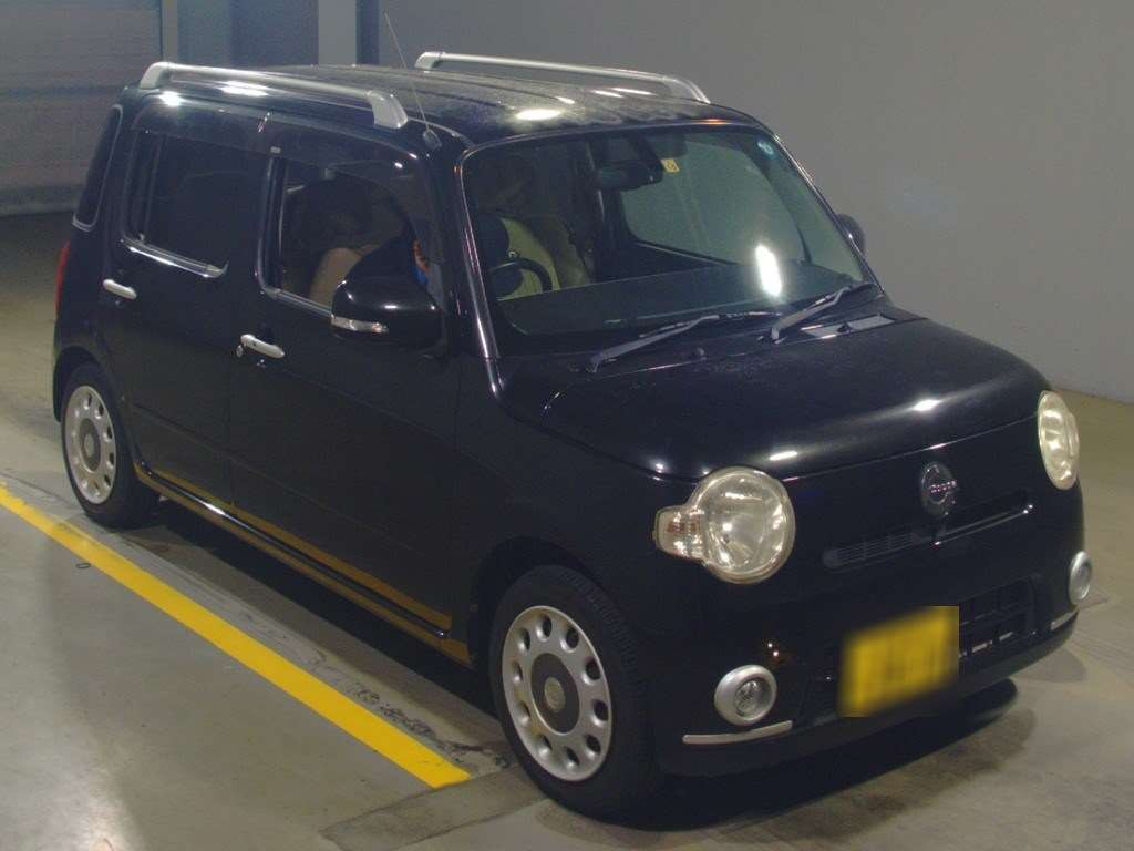 2011 Daihatsu Mira Cocoa L675S[2]