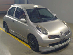 2005 Nissan March