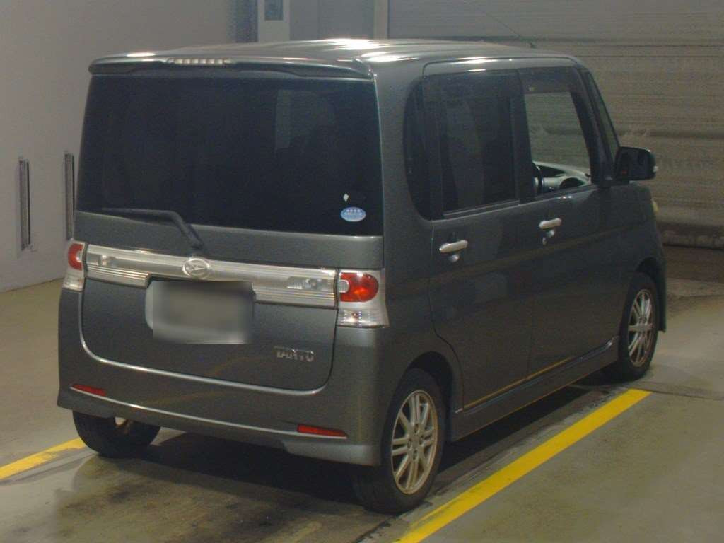 2009 Daihatsu Tanto L375S[1]