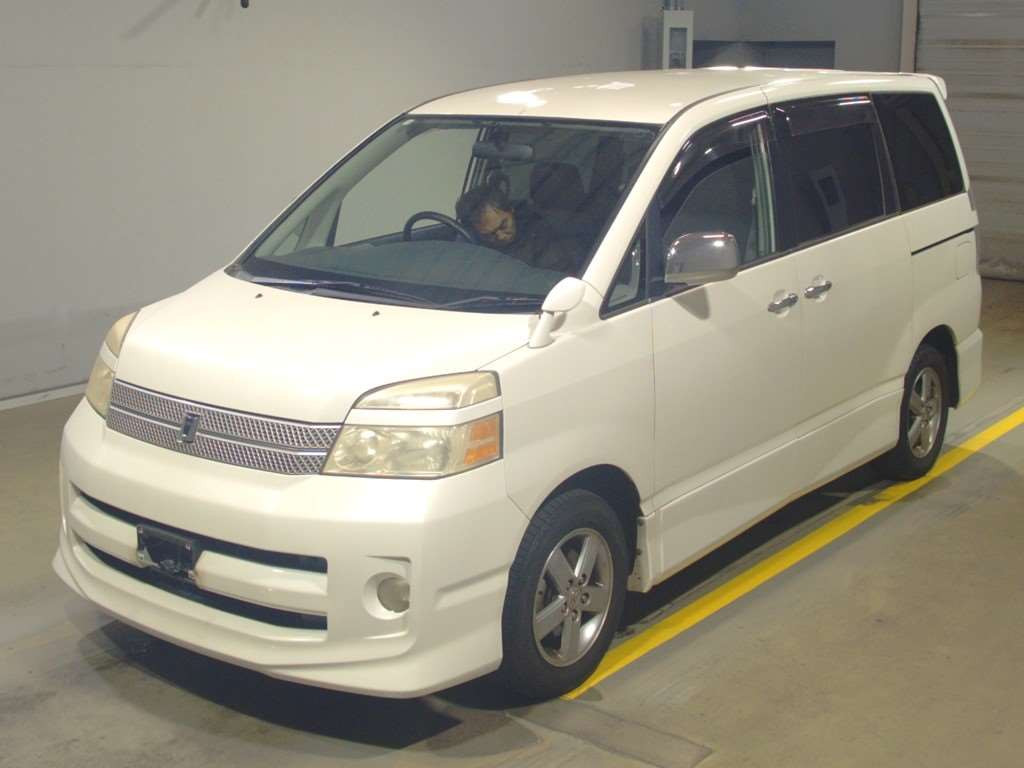 2006 Toyota Voxy AZR60G[0]