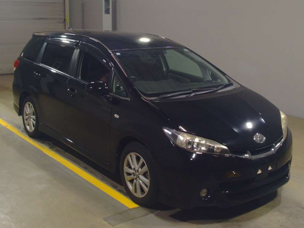 2011 Toyota Wish ZGE20W[2]