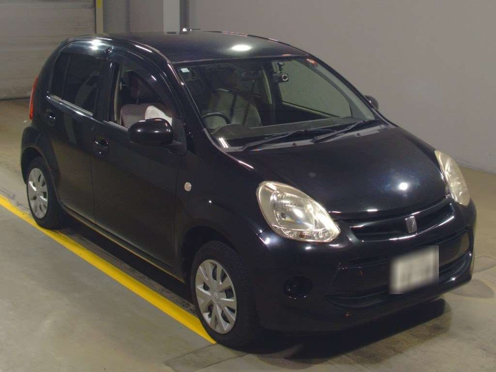 2014 Toyota Passo KGC30[2]