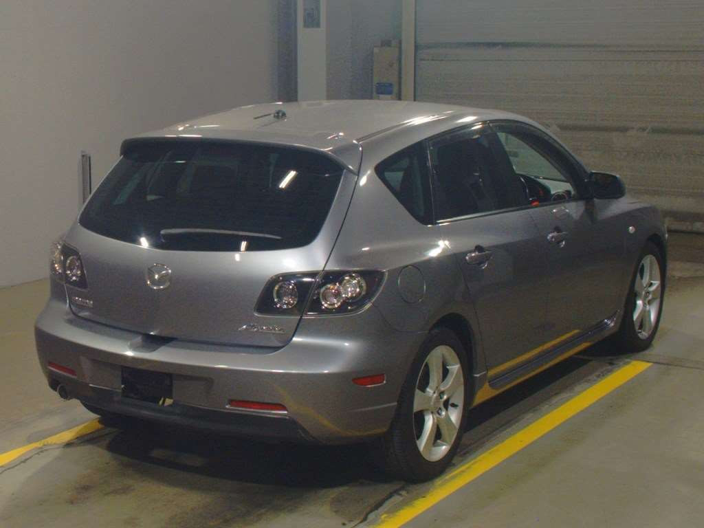 2003 Mazda Axela Sport BK3P[1]