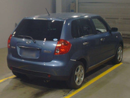 2004 Mazda Verisa