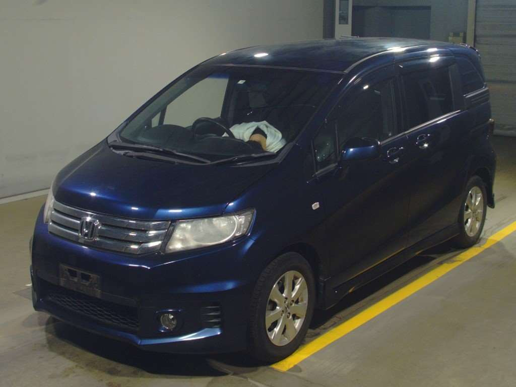 2011 Honda Freed Spike GB3[0]