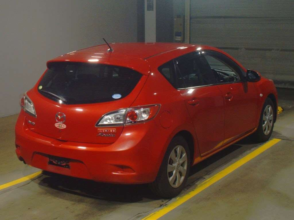 2011 Mazda Axela Sport BL5FW[1]