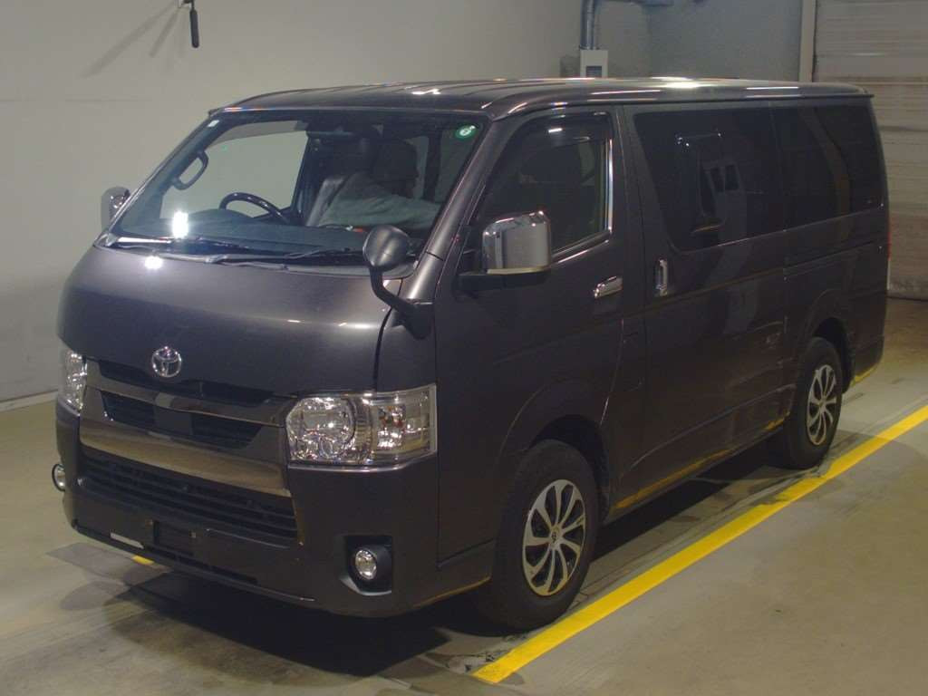 2021 Toyota Hiace Van TRH200V[0]