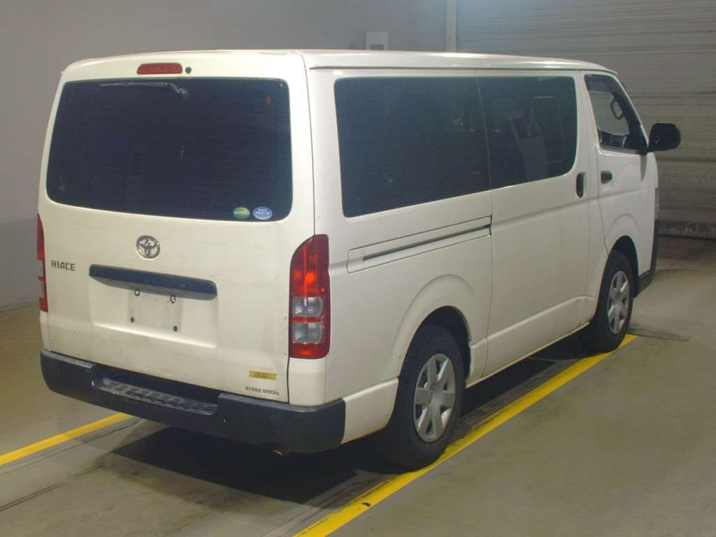 2017 Toyota Hiace Van TRH200V[1]