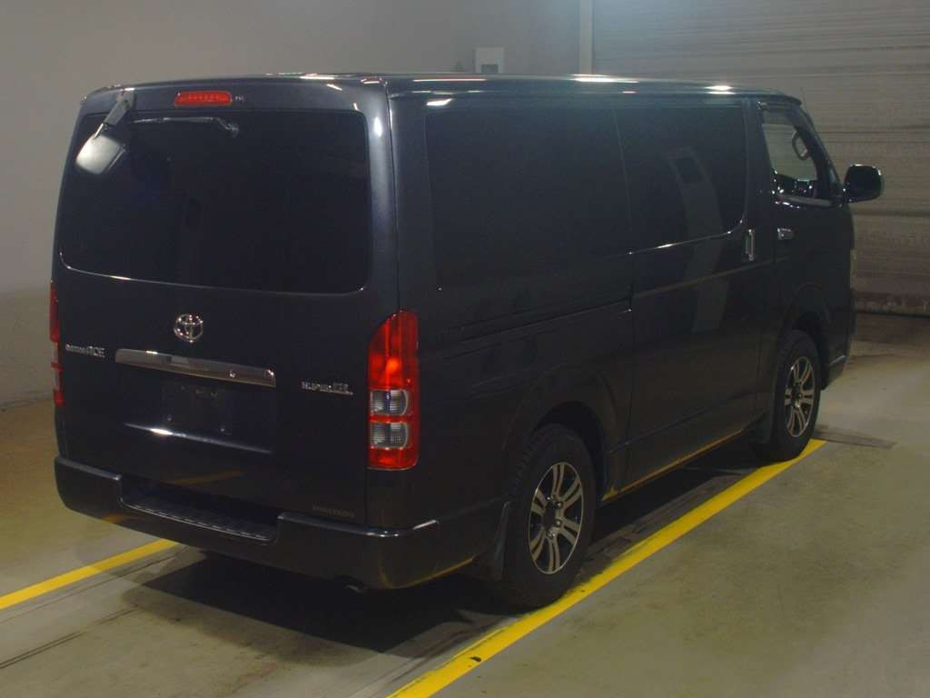 2006 Toyota Regiusace Van TRH200V[1]