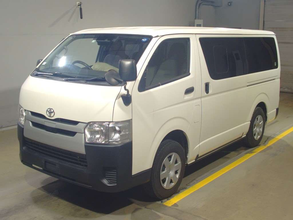 2019 Toyota Hiace Van GDH206V[0]