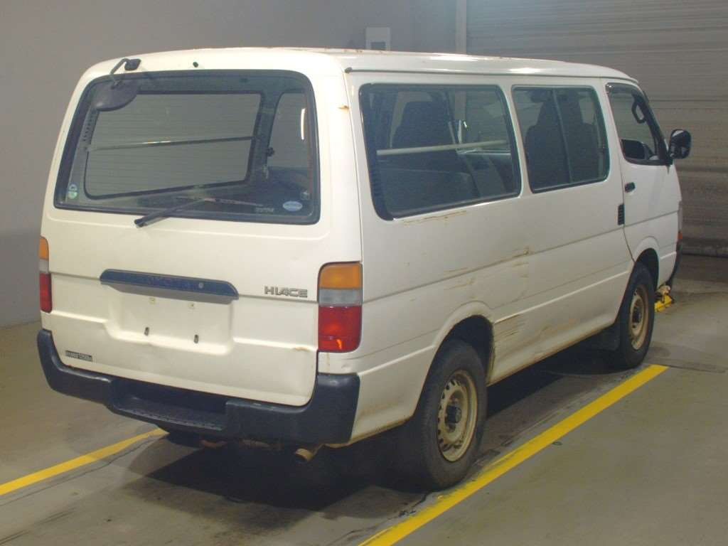 2004 Toyota Hiace Van TRH112V[1]