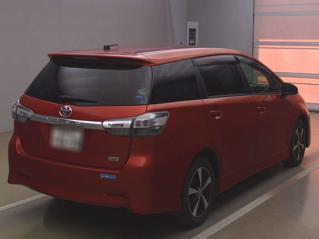 2013 Toyota Wish ZGE20W[1]