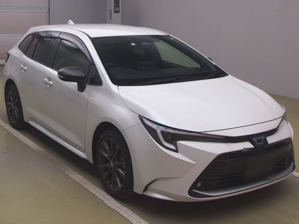 2023 Toyota Corolla Touring Wagon ZWE219W[2]