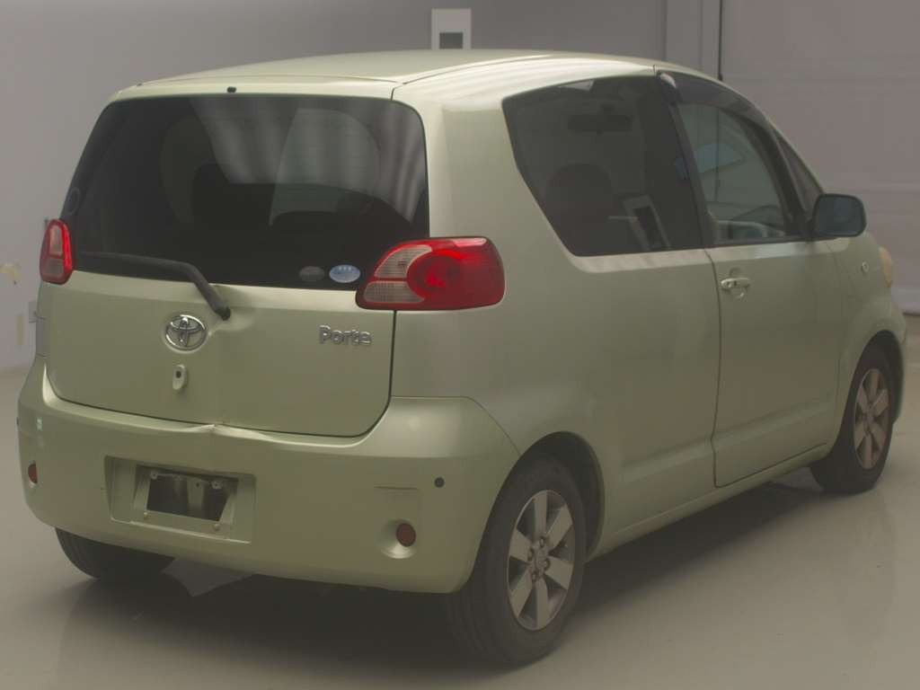 2007 Toyota Porte NNP11[1]