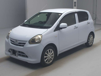 2012 Daihatsu Mira es