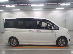 2012 Honda Step WGN Spada