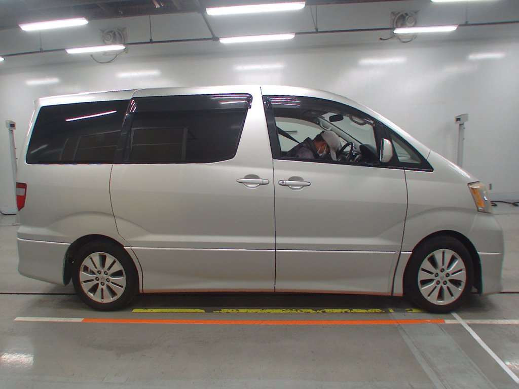 2004 Toyota Alphard G MNH10W[2]