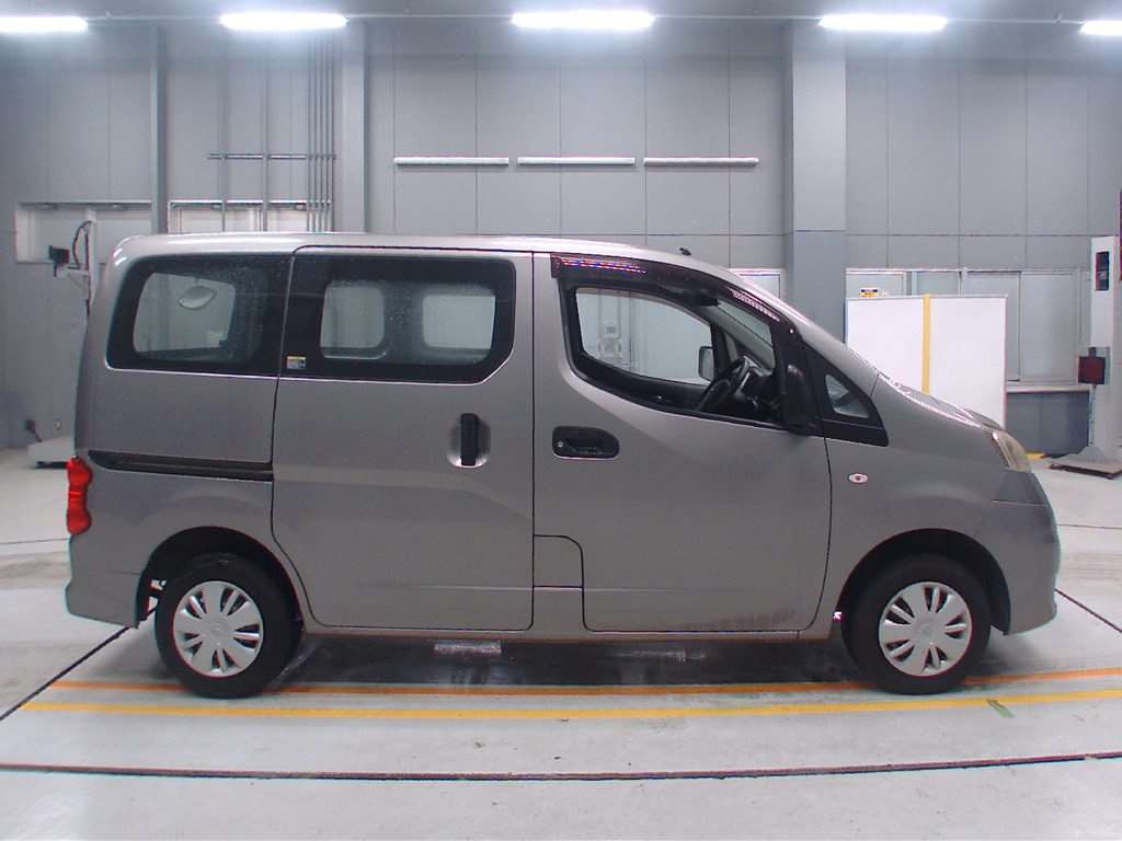 2014 Nissan NV200 Vanette VM20[2]