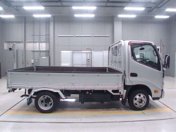 2019 Toyota Dyna Truck