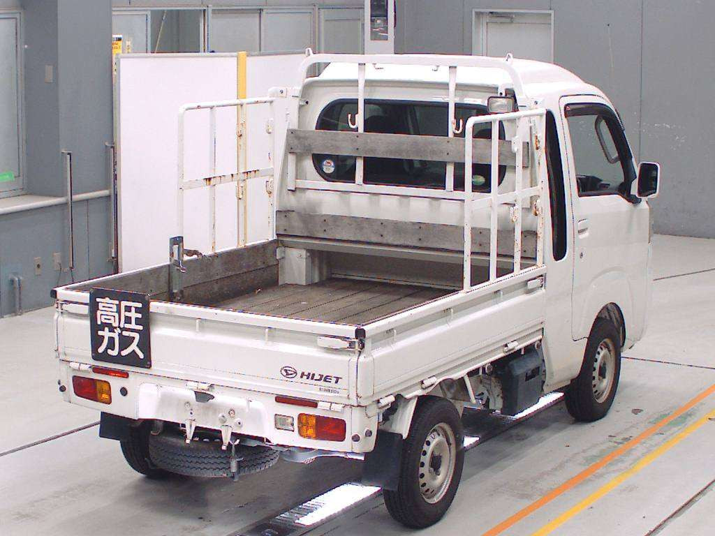 2018 Daihatsu Hijet Truck S500P[1]