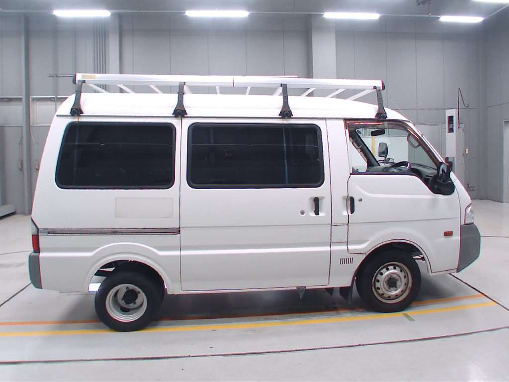 2015 Mazda Bongo Van SKP2V[2]