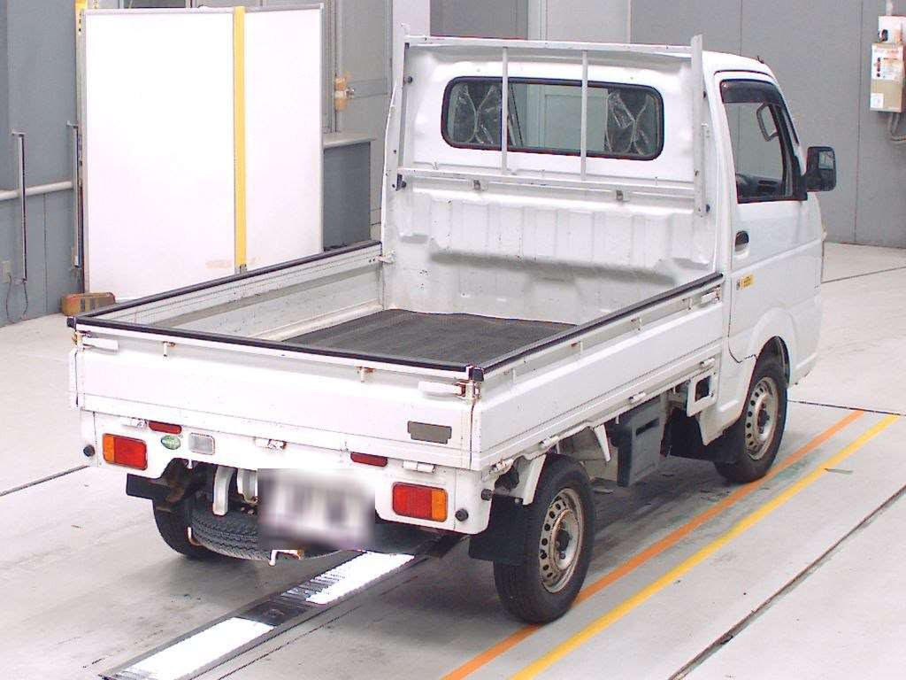 2015 Suzuki Carry Truck DA16T[1]