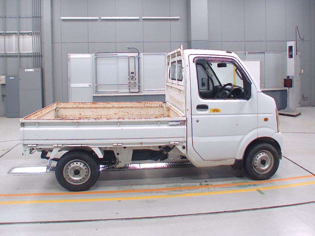 2010 Suzuki Carry Truck DA63T[2]