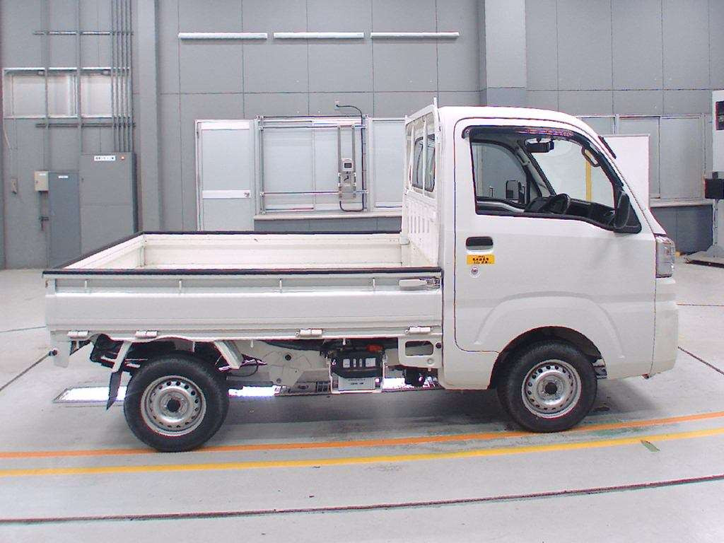 2019 Daihatsu Hijet Truck S510P[2]