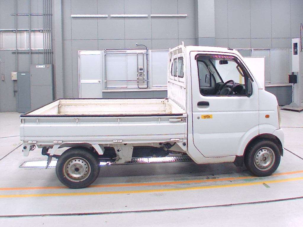 2012 Suzuki Carry Truck DA63T[2]