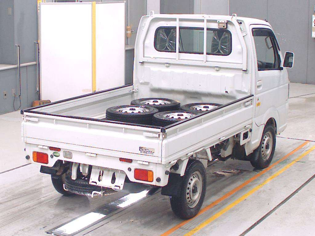 2019 Suzuki Carry Truck DA16T[1]