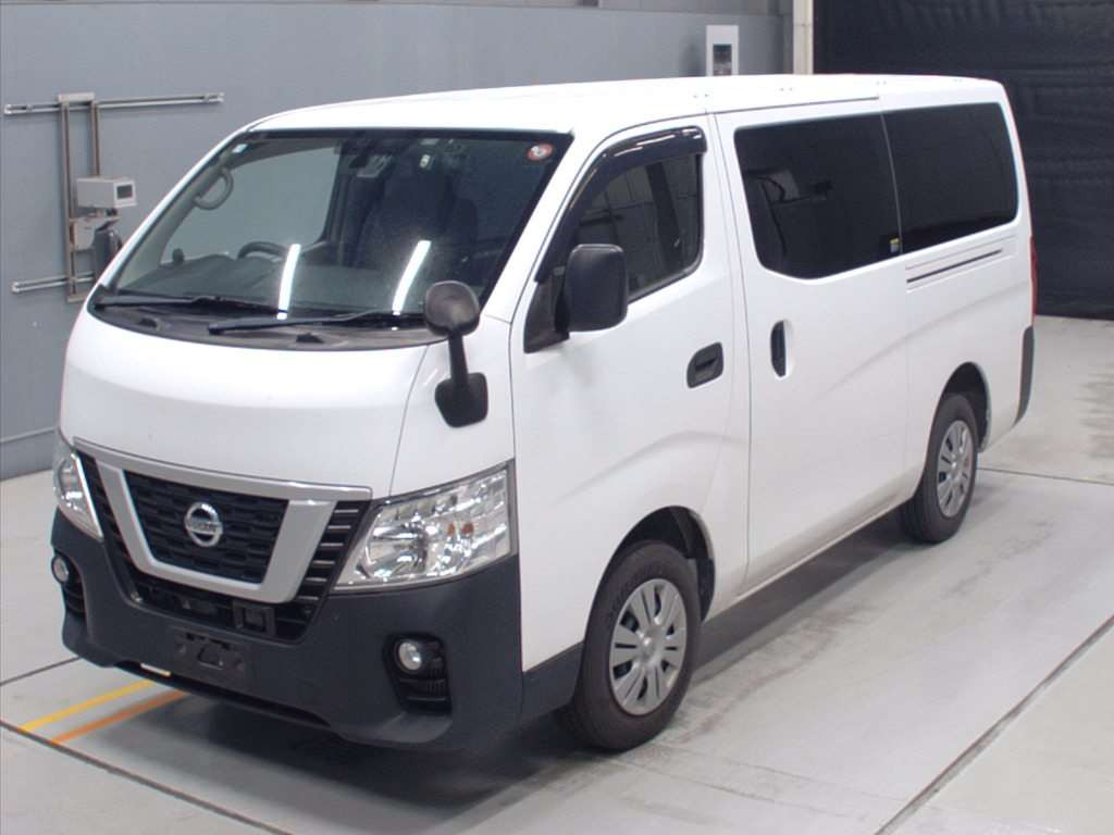 2017 Nissan NV350 CARAVAN VAN VR2E26[0]