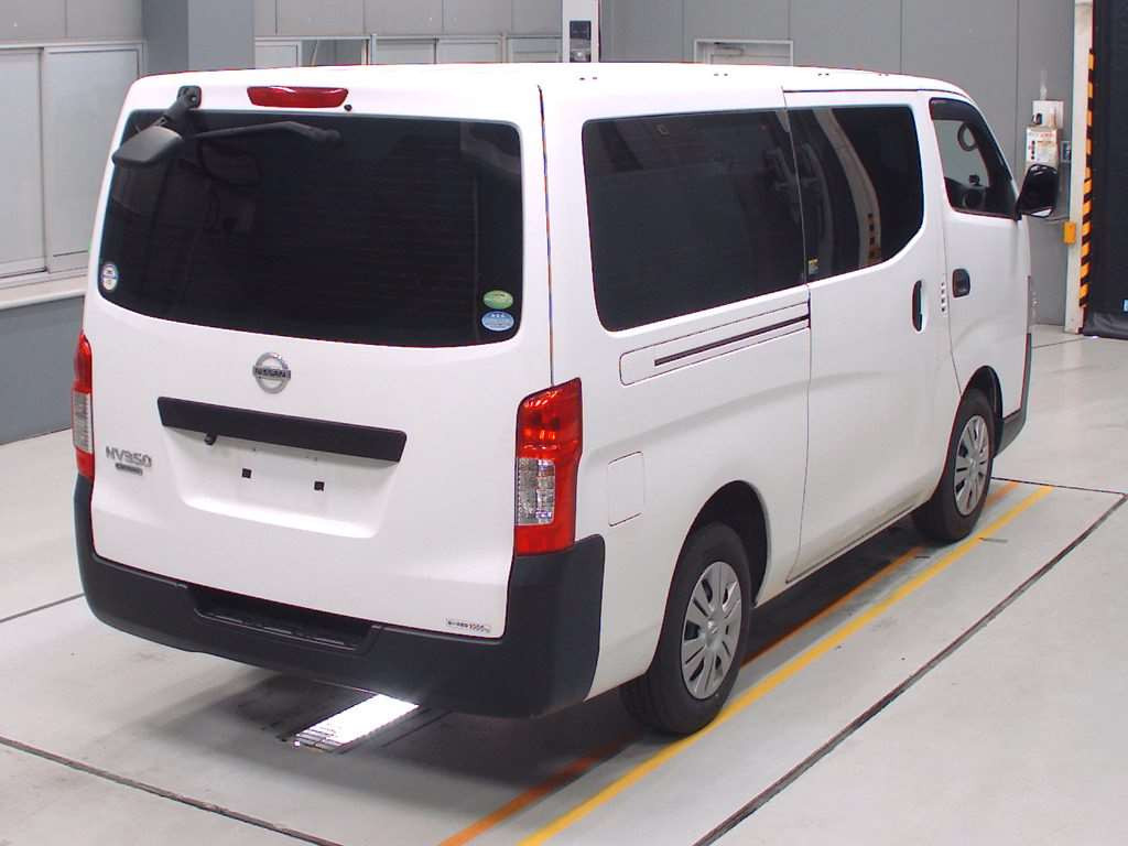 2017 Nissan NV350 CARAVAN VAN VR2E26[1]