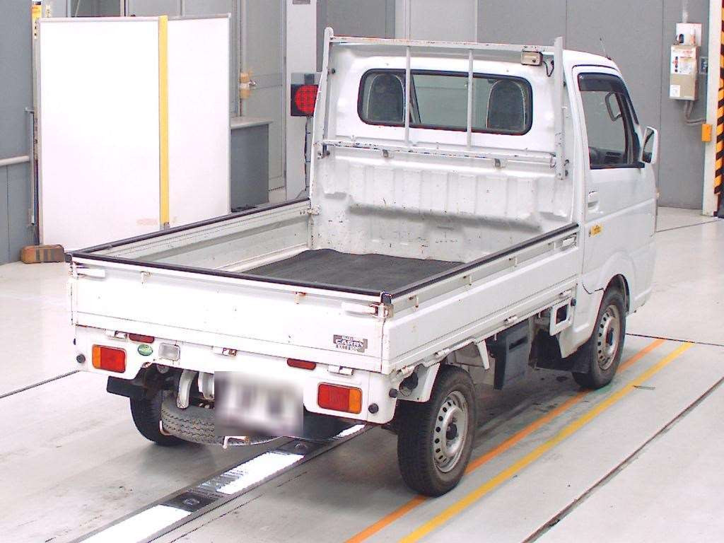 2015 Suzuki Carry Truck DA16T[1]