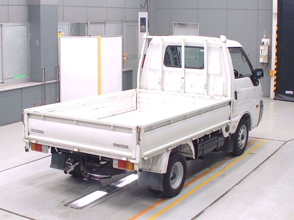 2008 Mazda Bongo Truck SK82T[1]