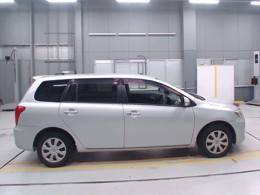 2008 Toyota Corolla Fielder NZE141G[2]