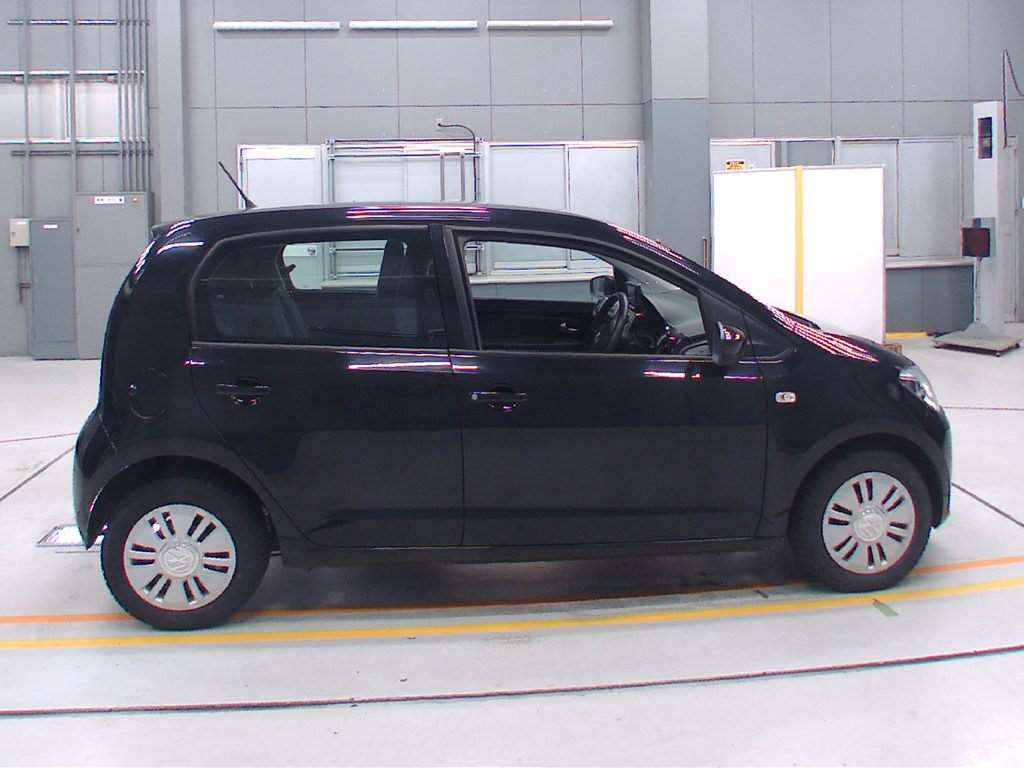 2014 Volkswagen up! AACHY[2]