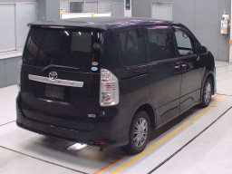 2009 Toyota Voxy