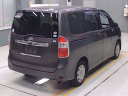 2008 Toyota Noah