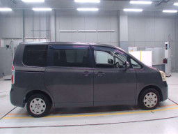 2008 Toyota Noah