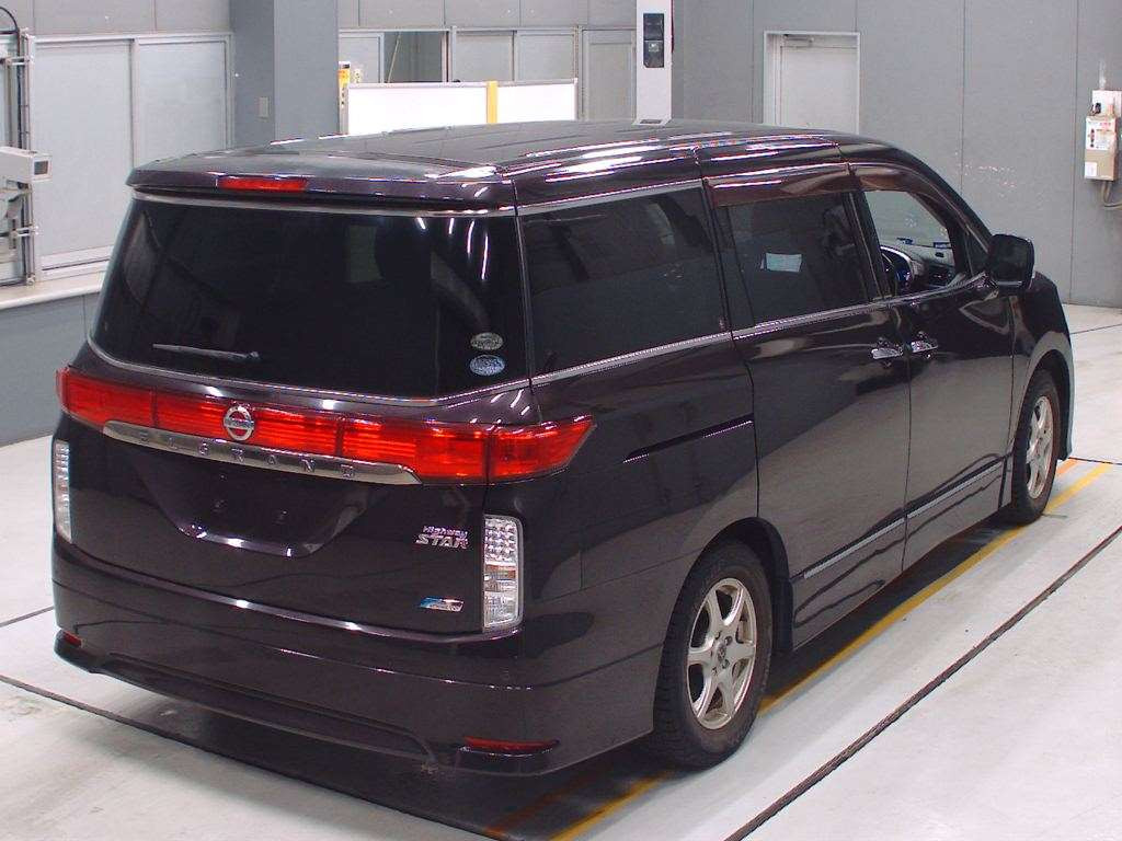 2010 Nissan Elgrand TNE52[1]