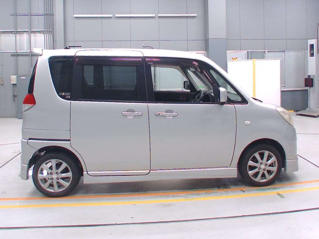 2012 Suzuki Solio MA15S[2]