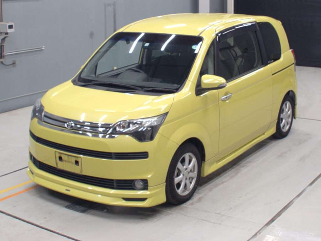 2014 Toyota Spade NCP141[0]